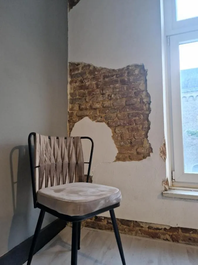 Oda ve Kahvaltı B&B 'T Kloaster Kamer De Fabriek Hulsberg