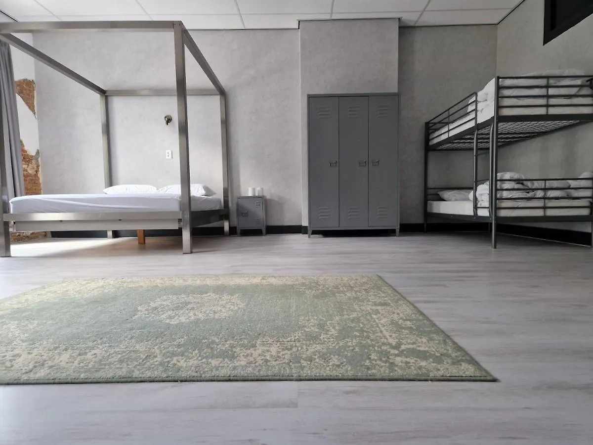 B&B 'T Kloaster Kamer De Fabriek Hulsberg 0*,  Hollanda