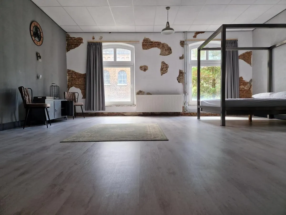 B&B 'T Kloaster Kamer De Fabriek Hulsberg Oda ve Kahvaltı
